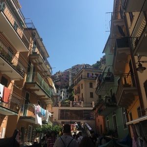 Meet your Posher, Abigail